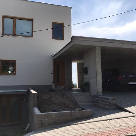 Soukromy Pokoj S Kuchyni A Koupelnou V Radovce Nove Mesto na Morave Eksteriør bilde